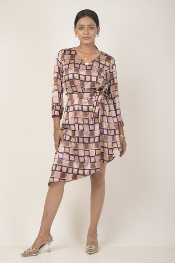Square pattern stylish knee-length wrap dress