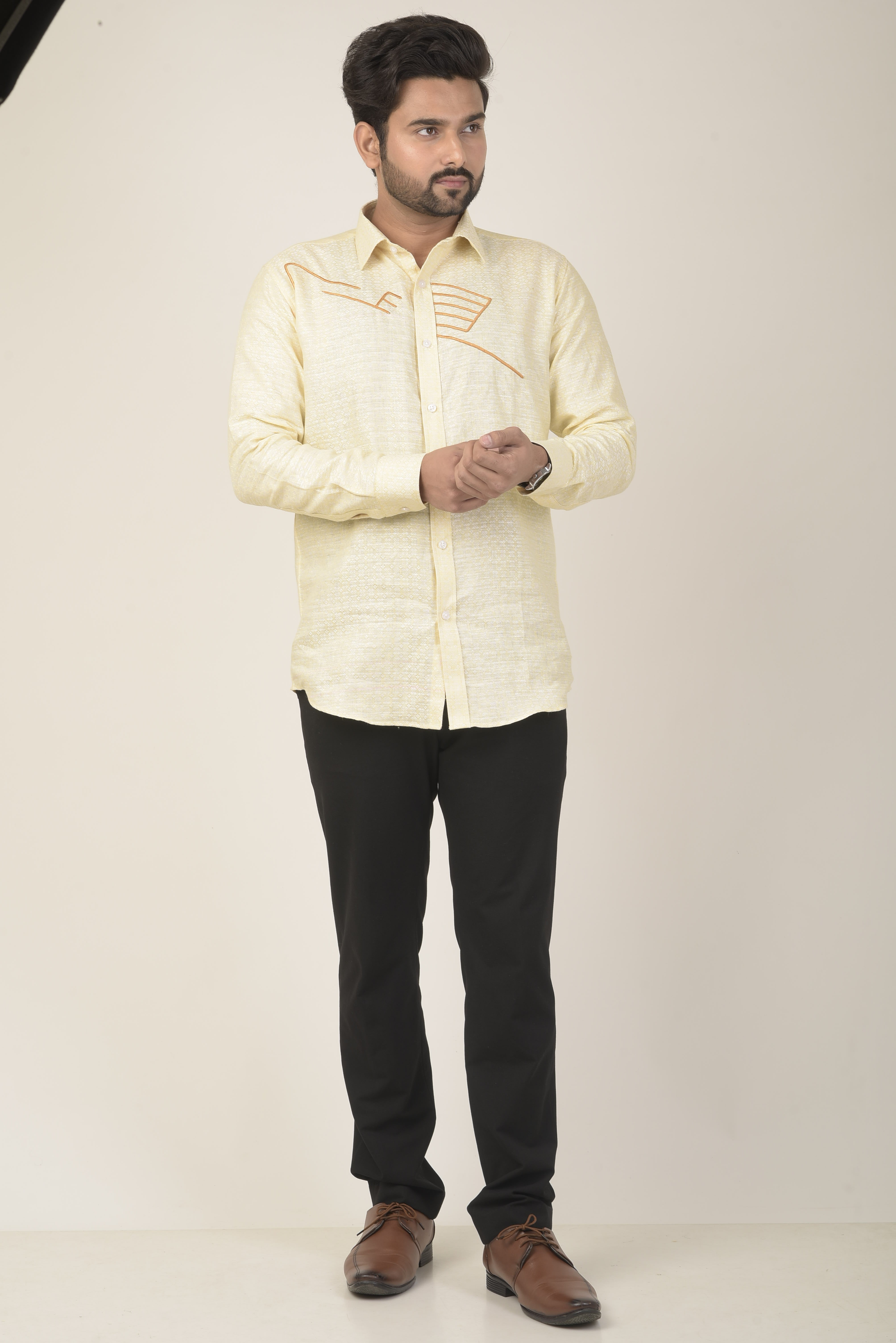 Yellow base with a textured diamond pattern shirt