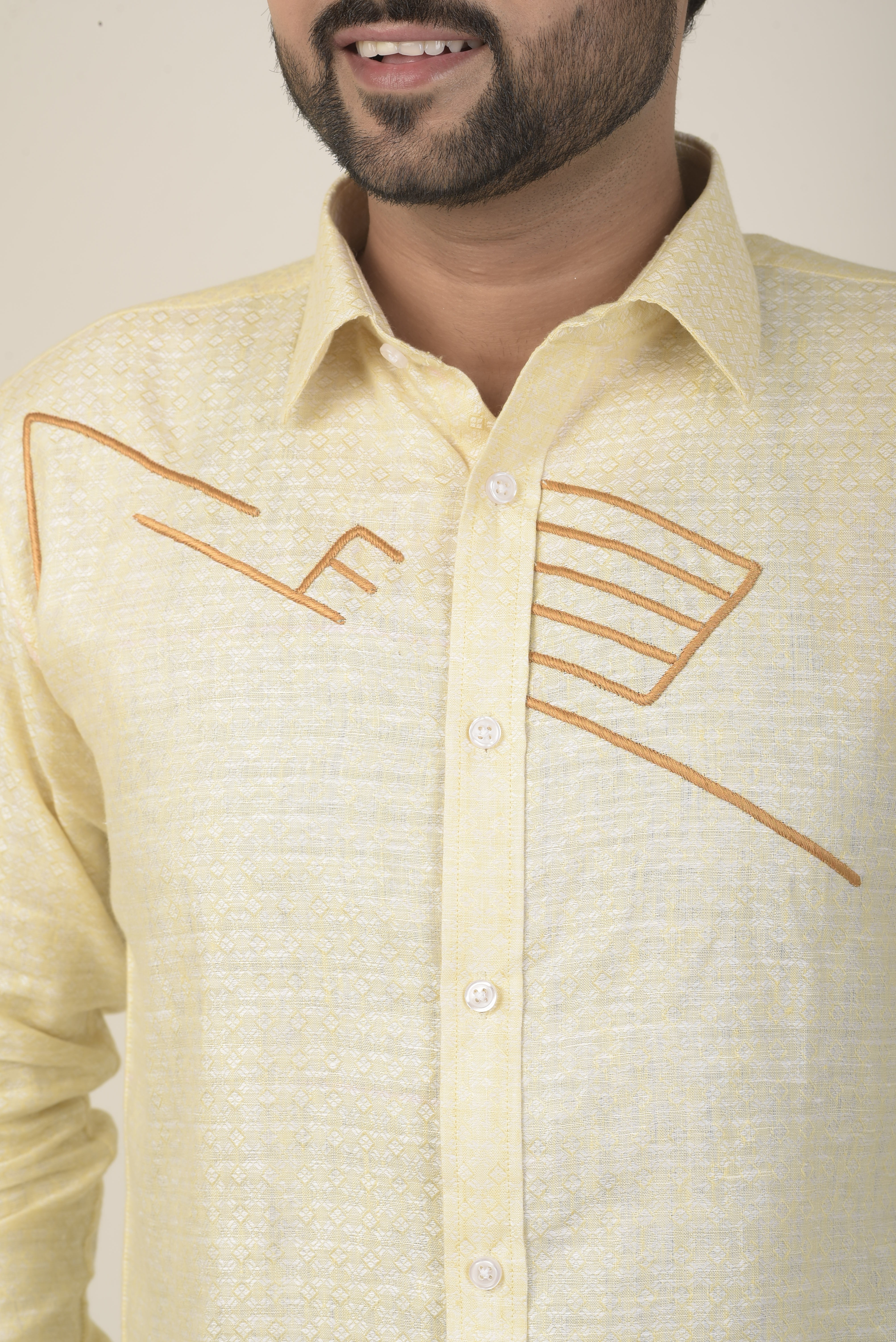 Yellow base with a textured diamond pattern shirt